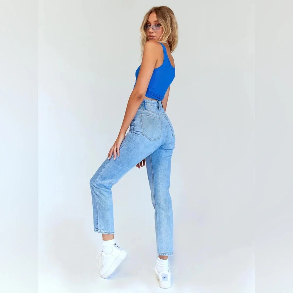 Jeans - Picture 3 of 4